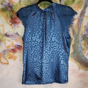 Elegant Blue Leopard Print Lace Cap Sleeve Blouse